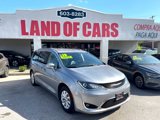 Used 2018 Chrysler Pacifica Touring-L image 2