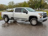 Used 2023 Chevrolet Silverado 3500 LT image 2
