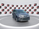 Used 2024 Toyota Sienna LE image 3