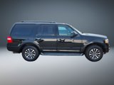 Used 2016 Ford Expedition XLT image 2