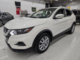 Used 2020 Nissan Rogue Sport SV image 3
