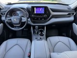 Used 2023 Toyota Highlander L image 2
