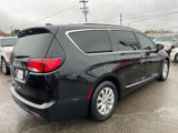 Used 2019 Chrysler Pacifica Touring-L image 5