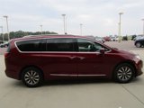 Used 2019 Chrysler Pacifica Touring-L Plus w/ Advanced Safetytec Group image 6