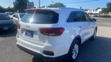 Used 2019 Kia Sorento LX w/ LX Convenience Package image 5