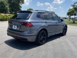Used 2024 Volkswagen Tiguan SE R-Line image 3