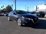 Used 2022 Nissan Altima 2.5 SV image 2