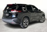Used 2023 Nissan Rogue SV image 2