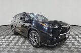 Used 2022 Toyota Highlander XLE image 3
