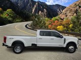 Used 2024 Ford F450 4x4 Crew Cab Super Duty image 2