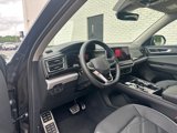Used 2024 Volkswagen Atlas Peak Edition SE image 5