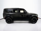 Used 2023 Land Rover Defender 110 X-Dynamic SE image 4