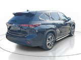 Used 2024 Toyota Highlander XLE image 4