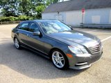 Used 2013 Mercedes-Benz E 550 4MATIC Sedan image 4