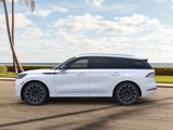 New 2025 Lincoln Aviator Black Label image 3