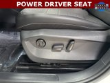 Used 2023 Volkswagen Taos SE image 4
