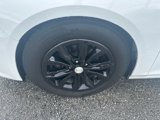 Used 2019 Chevrolet Malibu LT image 2
