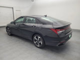 Used 2021 Hyundai Elantra Limited image 3