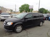 Used 2018 Dodge Grand Caravan SE w/ UConnect Hands-Free Group image 3