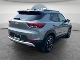 Used 2025 Chevrolet TrailBlazer LT image 3