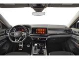 New 2025 Volkswagen Atlas Peak Edition SE image 3