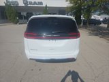 New 2026 Chrysler Pacifica Select image 5