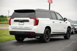 Used 2023 GMC Yukon XL Denali w/ Advanced Technology Package image 3