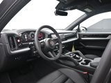 New 2025 Porsche Cayenne image 4