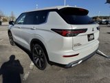 New 2025 Mitsubishi Outlander SE image 5