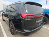 Used 2024 Chrysler Pacifica Touring-L w/ S Appearance Package image 5