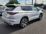 New 2025 Mitsubishi Outlander SE image 4