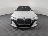 New 2025 BMW 750e xDrive image 2