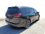 New 2025 Chrysler Pacifica Premium image 4