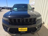 New 2025 Jeep Grand Cherokee Limited w/ Luxury Tech Group II image 3