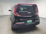 Used 2022 Kia Soul LX image 6