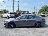 Used 2023 Toyota Camry SE image 3