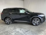 New 2025 Nissan Pathfinder Platinum image 2