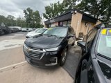Used 2022 Chevrolet Traverse LT image 2