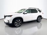 New 2025 Honda Pilot Touring image 3