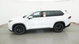 New 2025 Toyota Grand Highlander FWD image 3