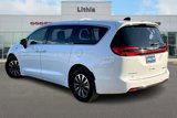 Used 2023 Chrysler Pacifica Touring-L image 3