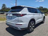 New 2025 Mitsubishi Outlander SE image 4