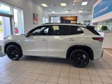 New 2025 Volkswagen Tiguan SE R-Line image 2