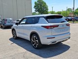 New 2025 Mitsubishi Outlander SEL image 3