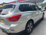 Used 2020 Nissan Pathfinder SV image 5