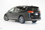 Used 2017 Chrysler Pacifica Limited image 5