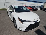 Used 2022 Toyota Corolla LE image 2