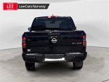 Used 2023 Nissan Frontier SV image 4