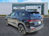 New 2025 Volkswagen Taos SE image 4
