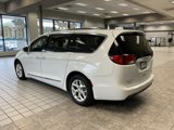 Used 2020 Chrysler Pacifica Limited image 5